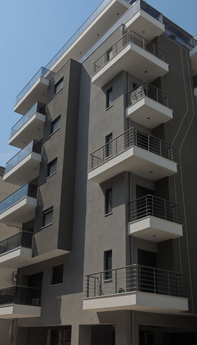 Ektimiseis Akiniton Featured